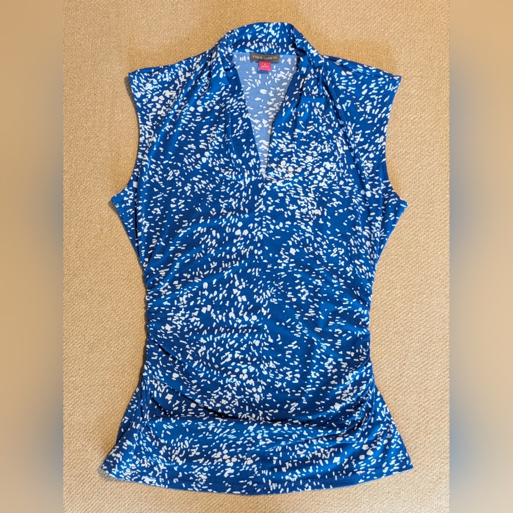 Vince Camuto Blue Patterned Cap Sleeve Blouse